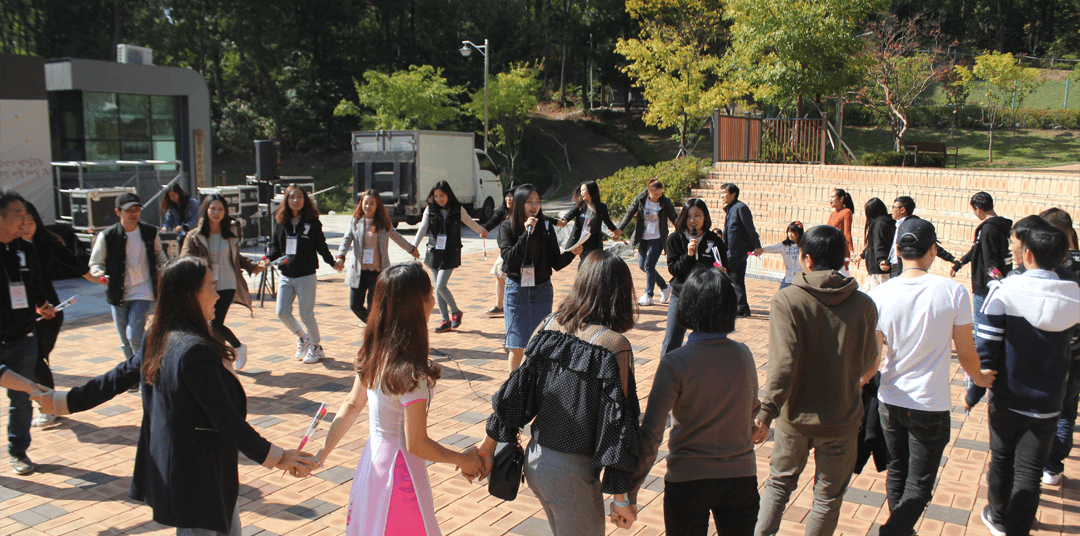 Lê Hà Giang & Hyangmi Lee