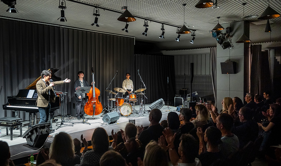 포토 갤러리 이미지